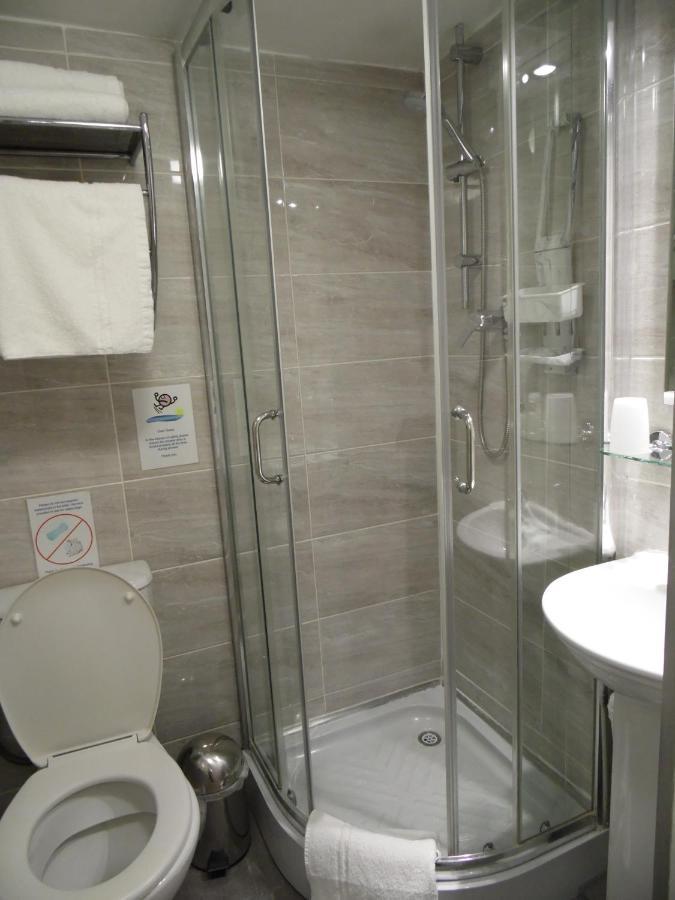 Falcon Hotel Londra Dış mekan fotoğraf